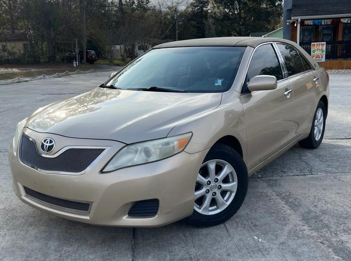 2010 TOYOTA CAMRY LE
